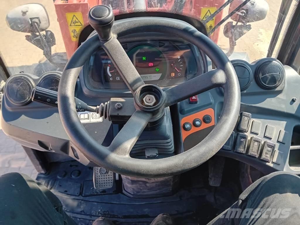 Kubota R 082 Cargadoras sobre ruedas