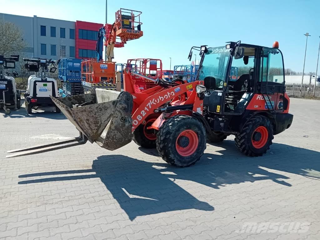 Kubota R 082 Cargadoras sobre ruedas