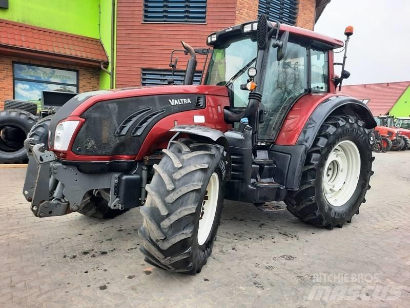 Valtra 163 Versu Tractores