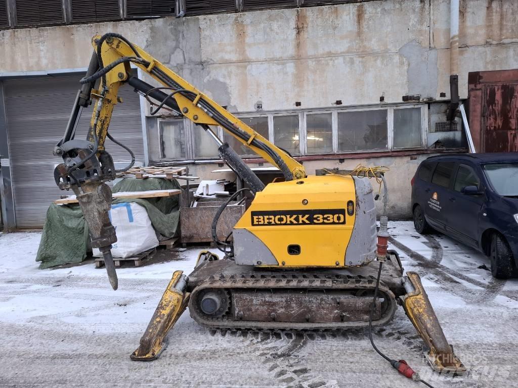 Brokk 330 Excavadoras de demolición