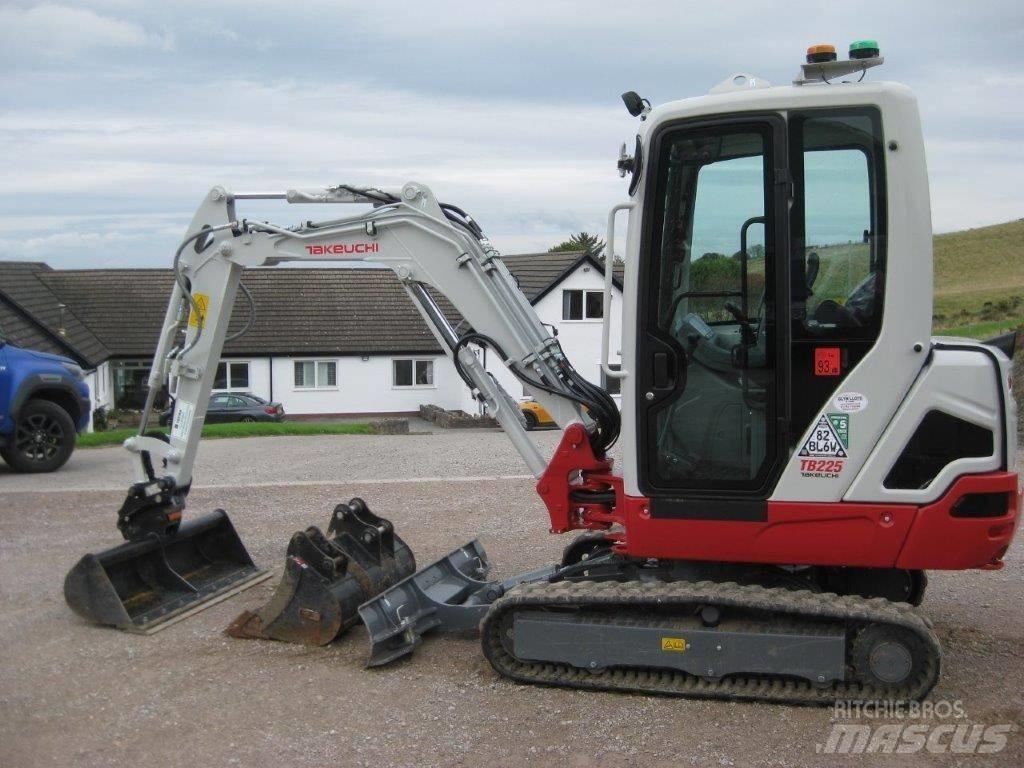 Takeuchi TB225 Miniexcavadoras