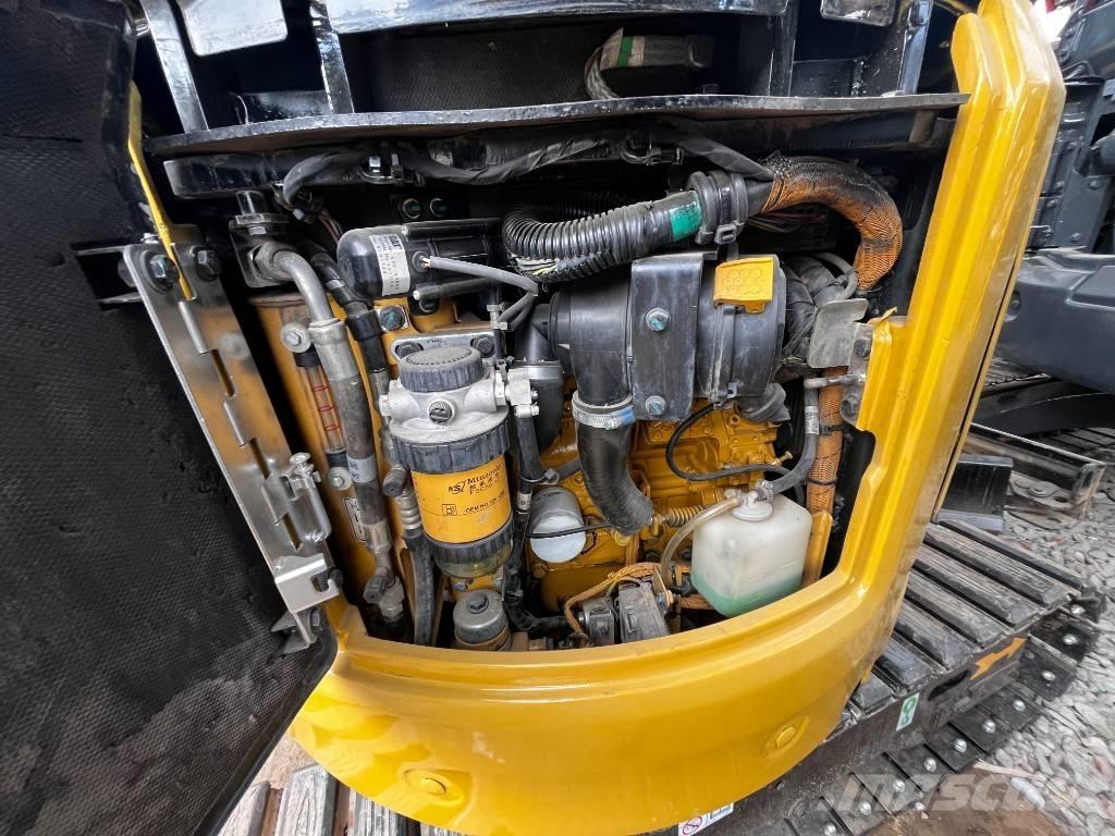 CAT 302 CR Miniexcavadoras