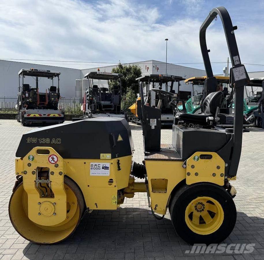 Bomag BW 138 AC Rodillos combinados