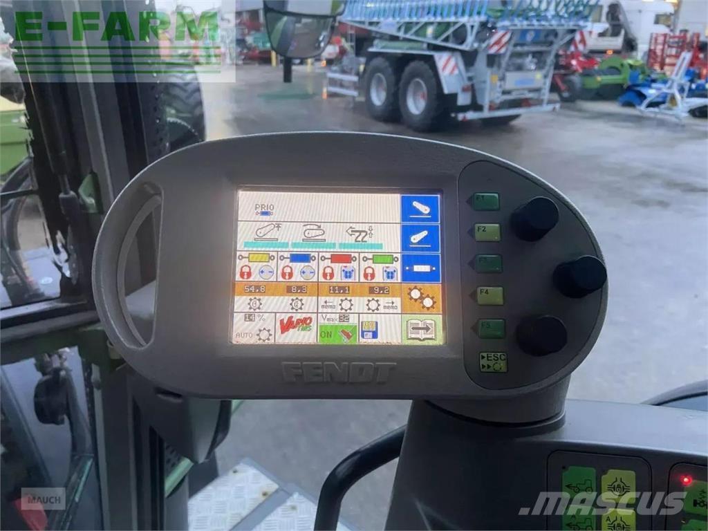 Fendt 820 vario Tractores