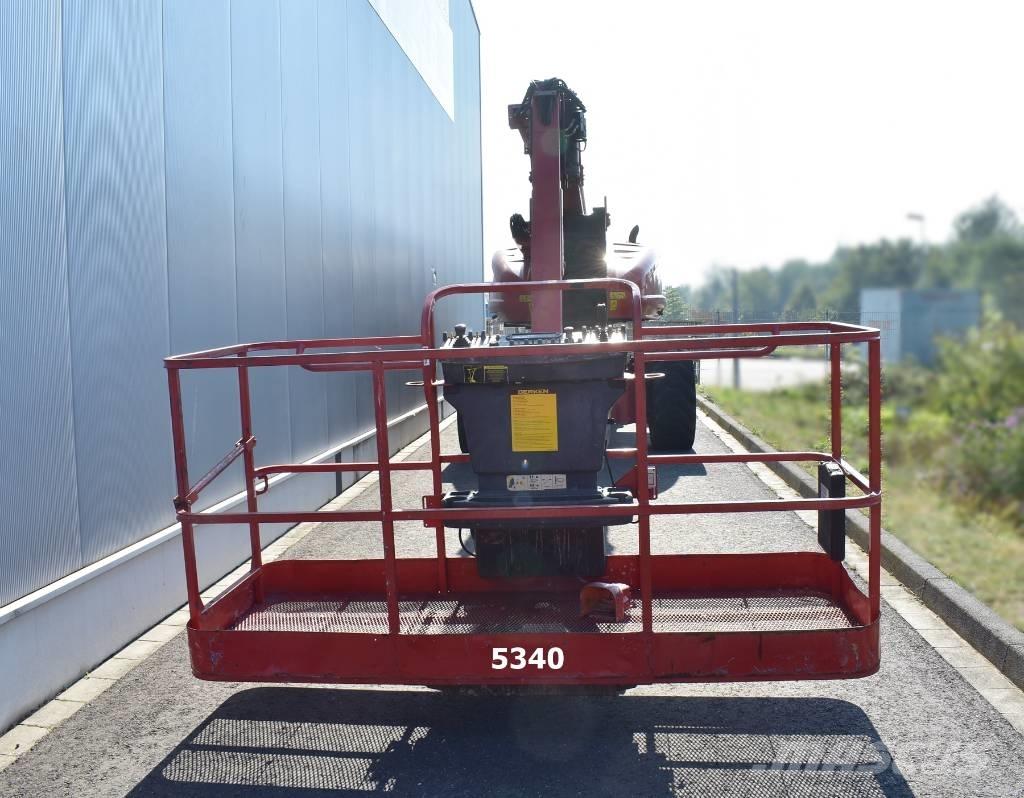 JLG 1250 AJP Plataformas con brazo de elevación manual