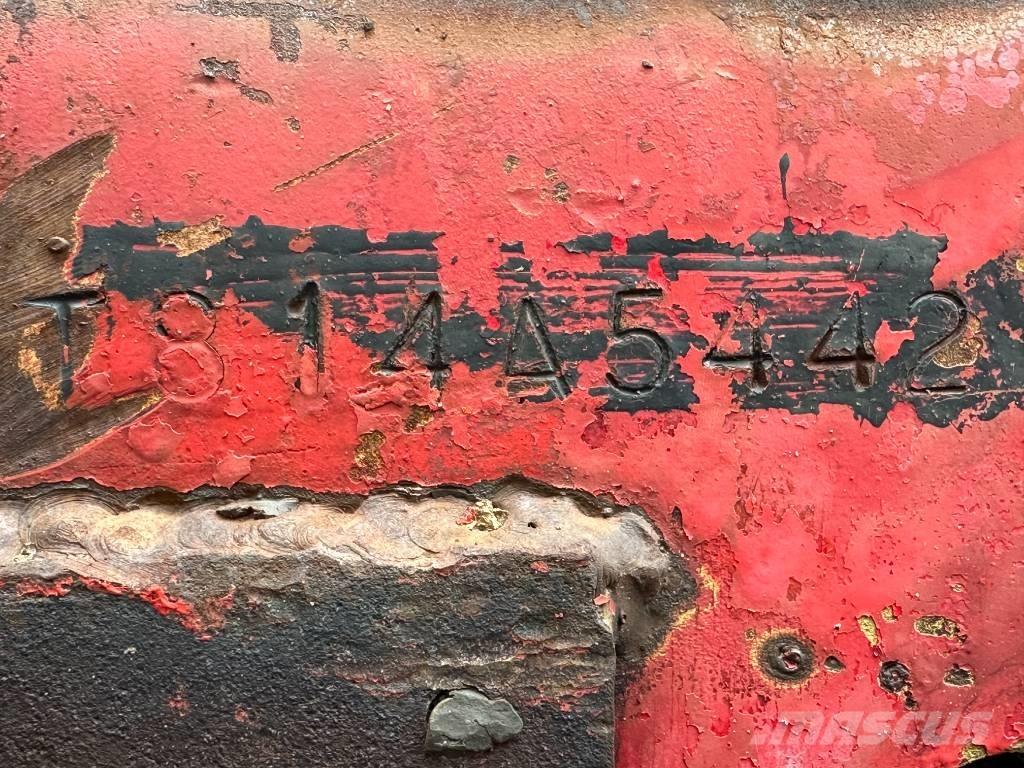 Volvo BM T814A Tractores