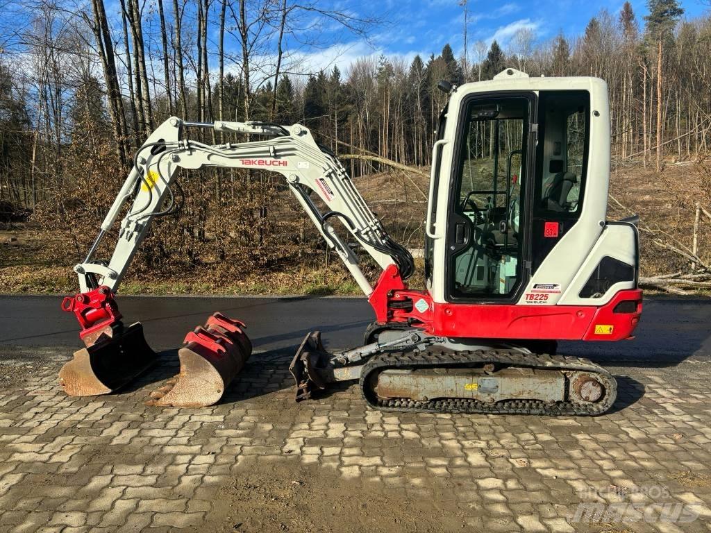 Takeuchi TB 225 Miniexcavadoras