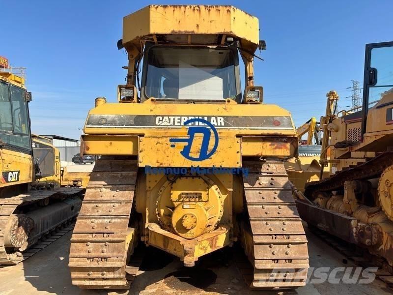 CAT D 6 R Buldozer sobre oruga