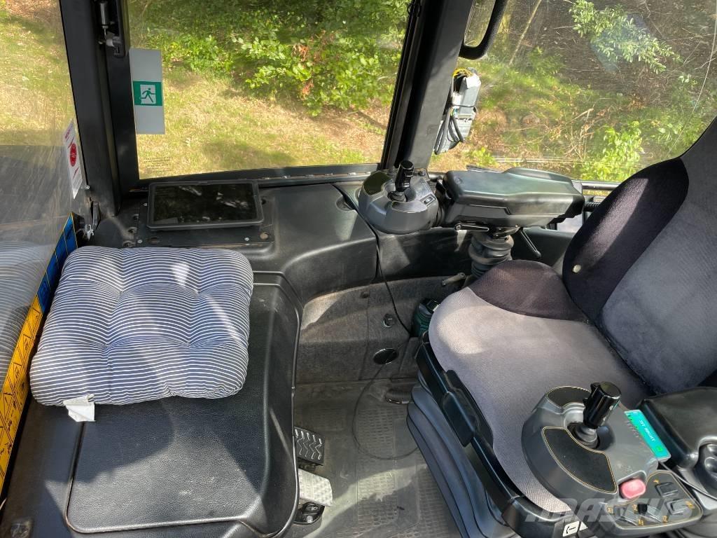 Ponsse Wisent 8W Transportadoras