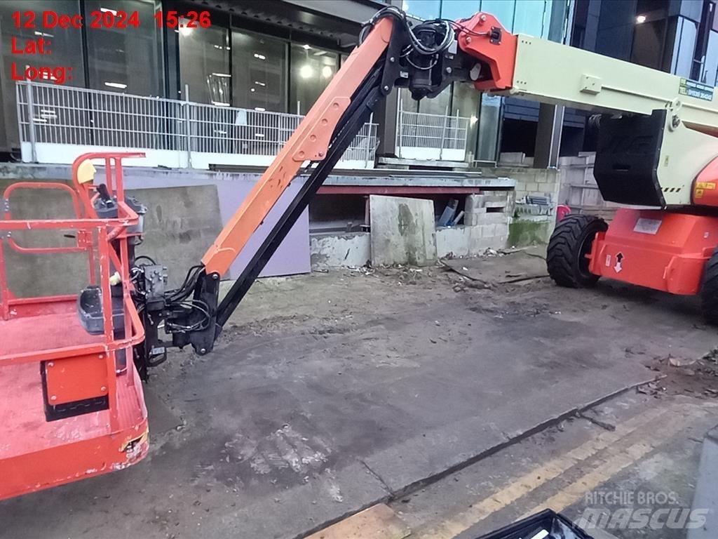 JLG 1250 AJP Plataformas con brazo de elevación manual