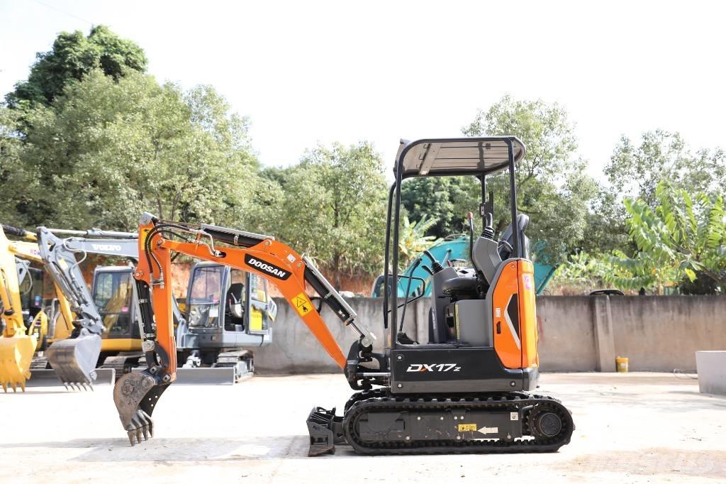 Doosan DX 17 Excavadoras sobre orugas