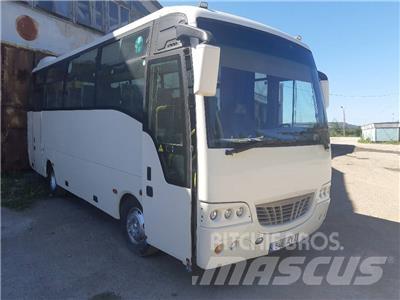 Isuzu Turquoise Autobuses escolares