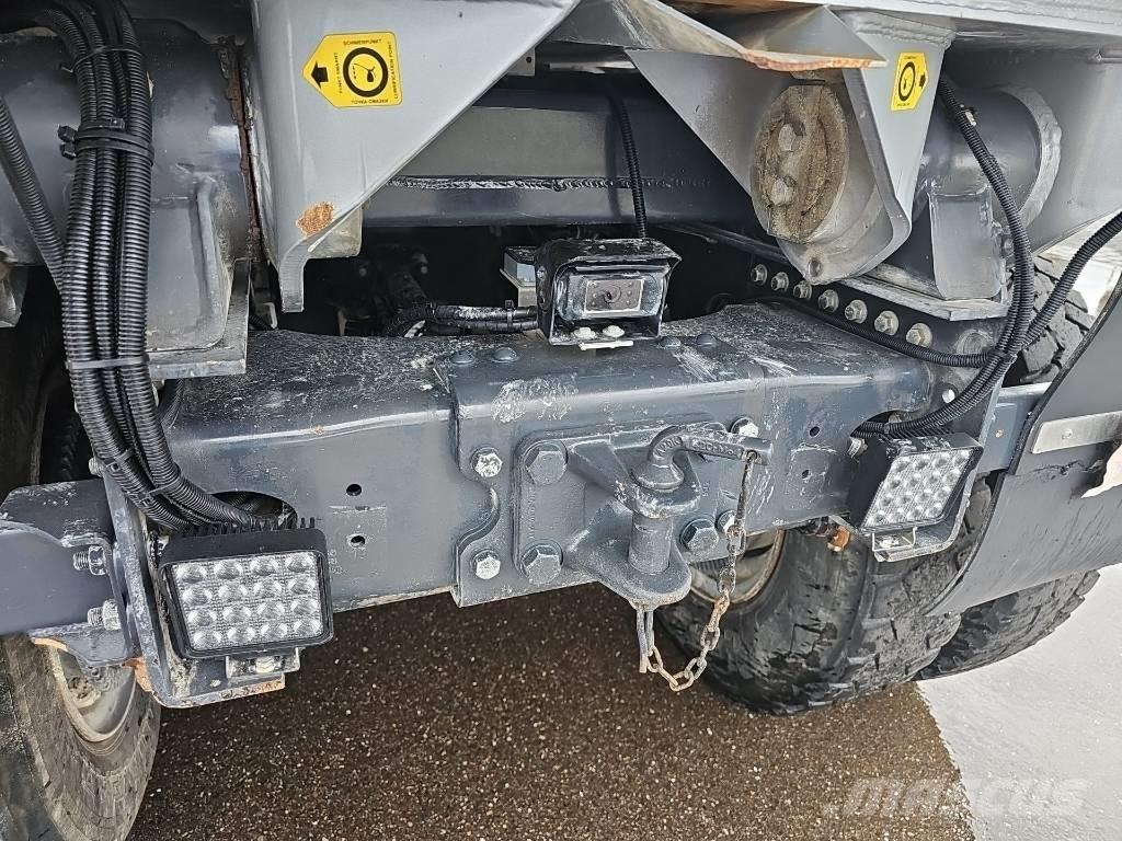 Scania G500B8X4HZ Camiones de volteo rigidos