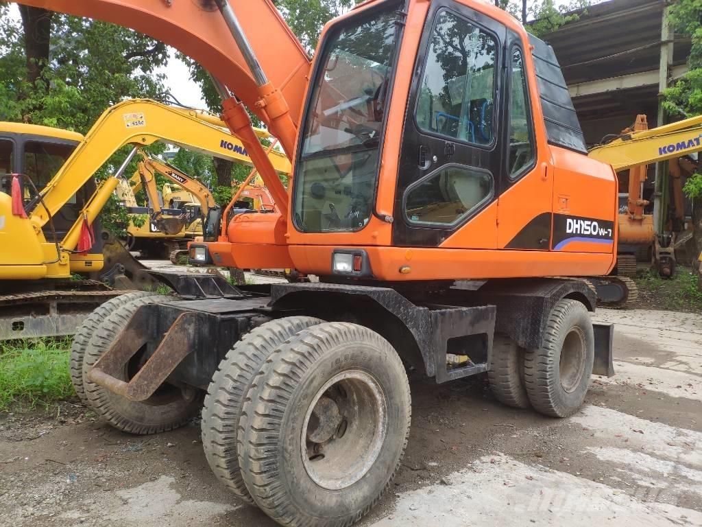 Doosan DH 150 W-7 Excavadoras de ruedas