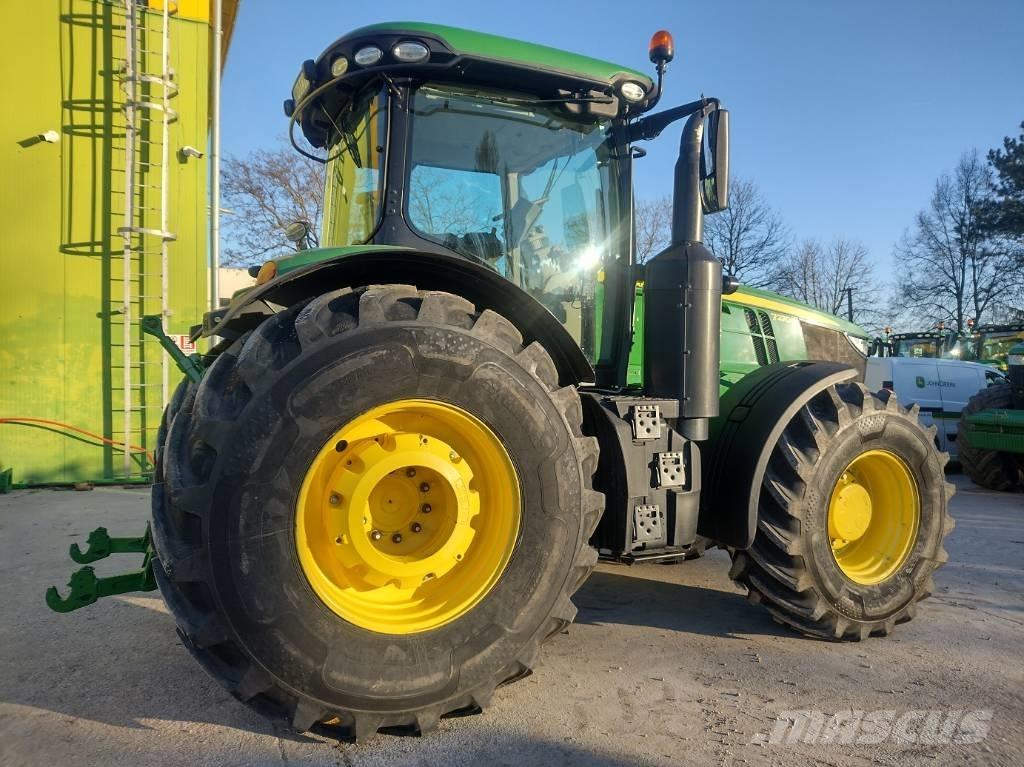 John Deere 7270 R Tractores