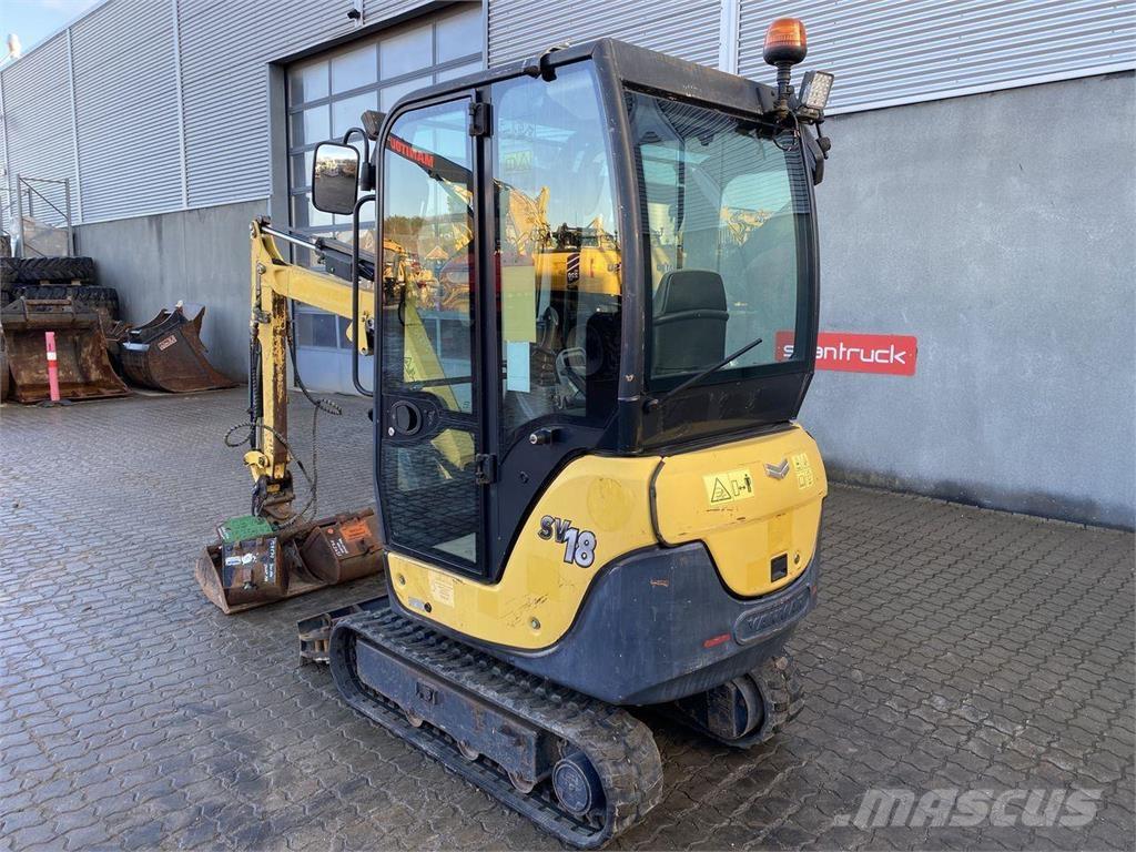 Yanmar SV18 Excavadoras de ruedas