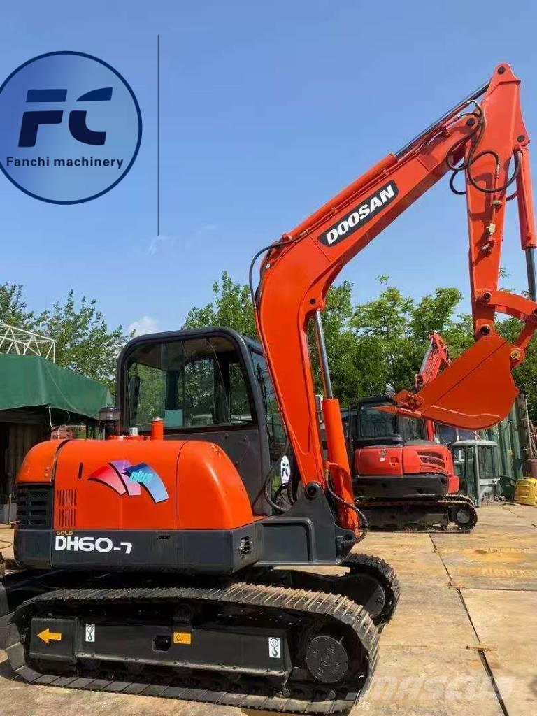 Doosan DH 60-7 Excavadoras sobre orugas