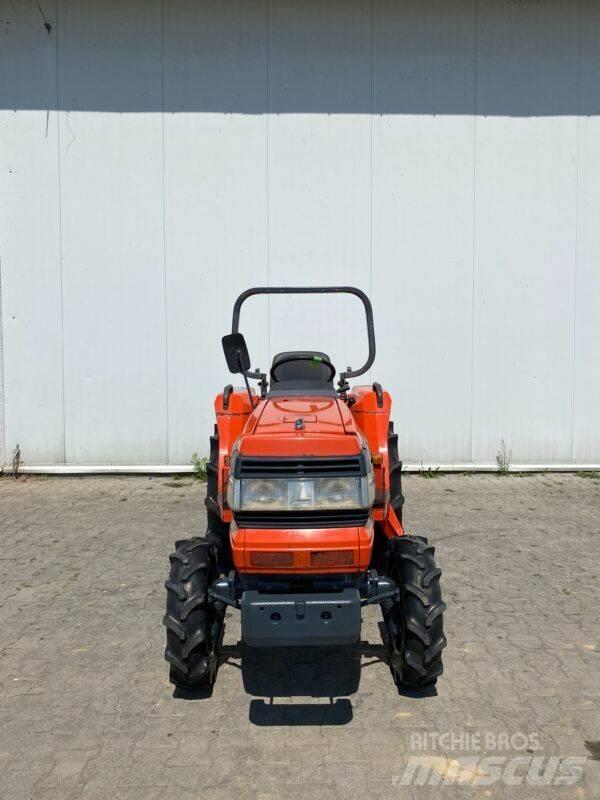 Kubota GL 221 Tractores compactos