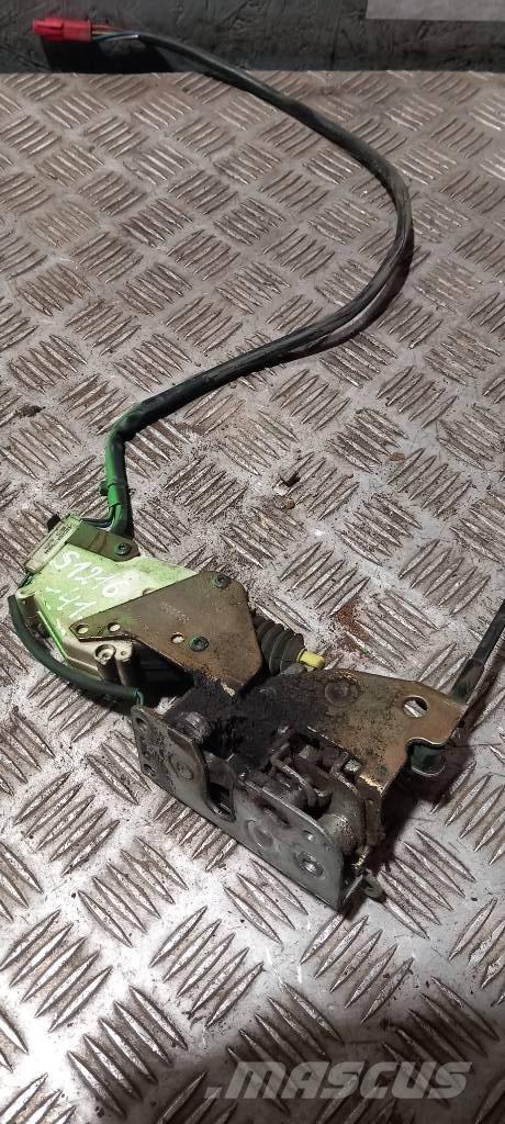 Scania R 440    1889268 Cabinas