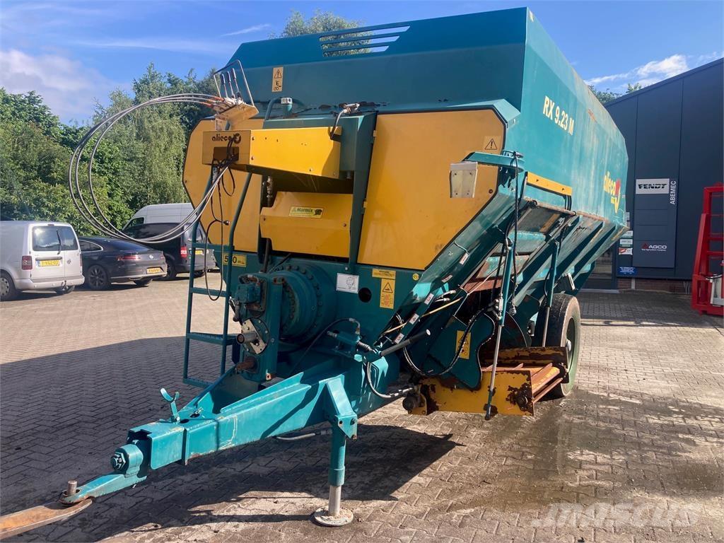 Alimix RX 9.23 Mezcladoras distribuidoras