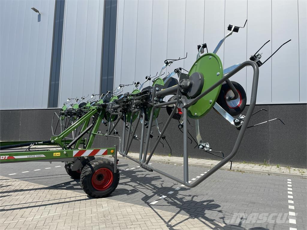 Fendt Lotus 1020 Rastrilladoras y rastrilladoras giratorias