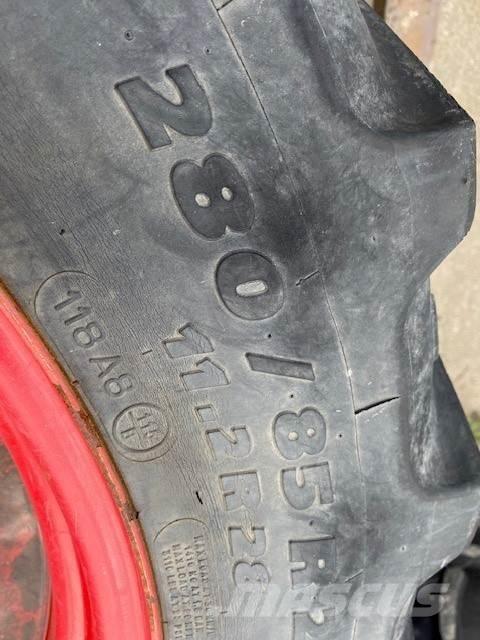 Kleber 280/85 R28 Ruedas