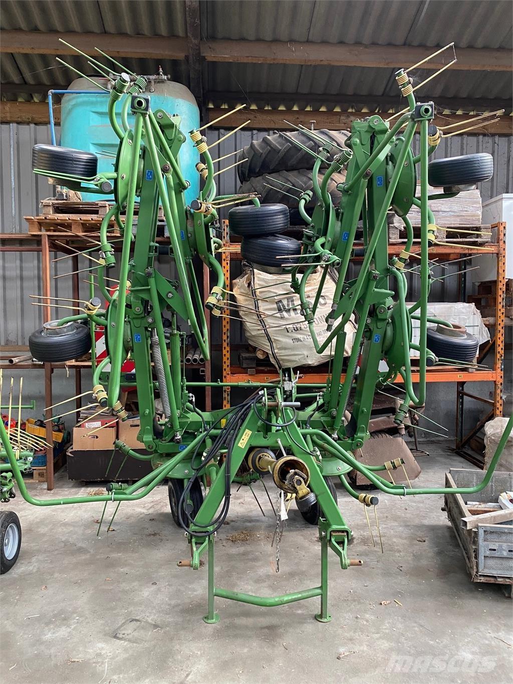 Krone KW 8.82 Rastrilladoras y rastrilladoras giratorias