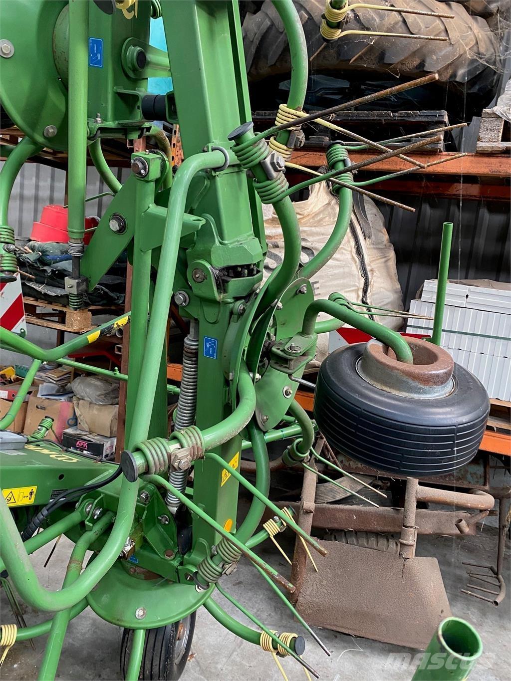 Krone KW 8.82 Rastrilladoras y rastrilladoras giratorias