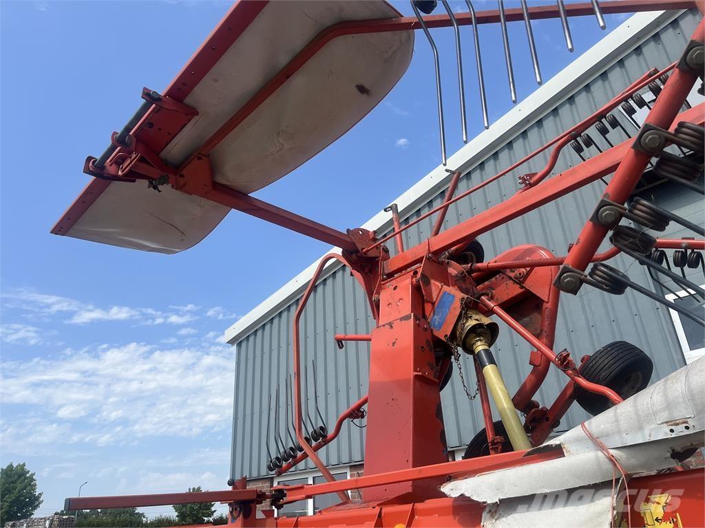 Kuhn 7302 DL Rastrilladoras y rastrilladoras giratorias