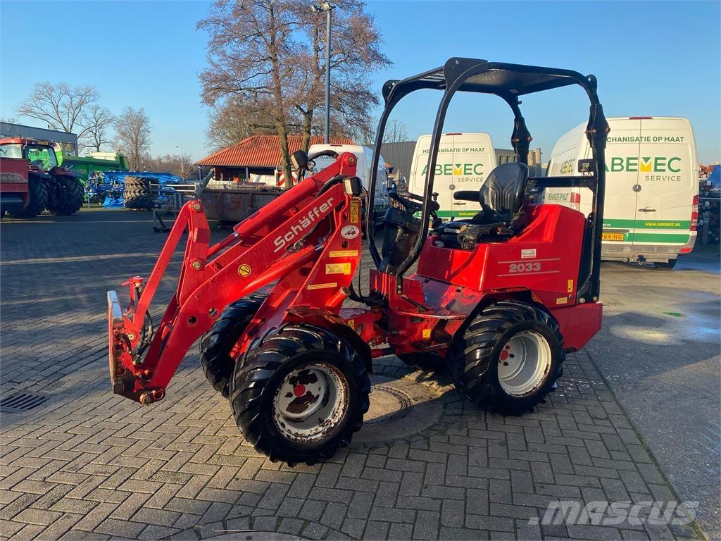 Schäffer 2033 Cargadoras y excavadoras frontales