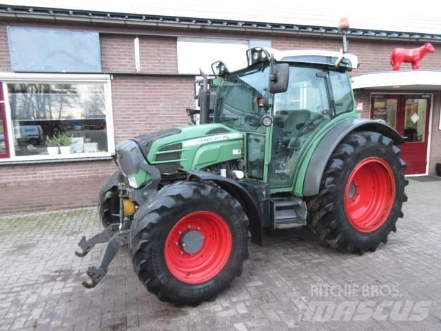 fendt 211 Tractores