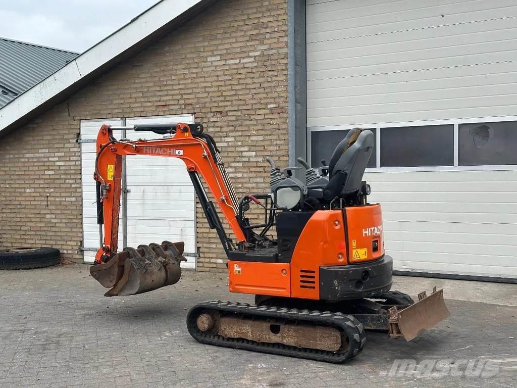 Hitachi ZX19U-6 YR Miniexcavadoras