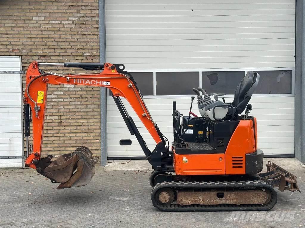 Hitachi ZX19U-6 YR Miniexcavadoras