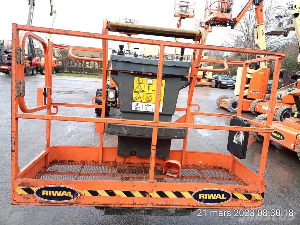 JLG 520AJ Plataformas con brazo de elevación manual