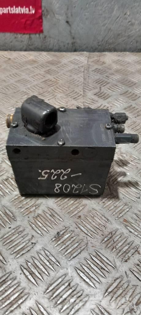 Scania 94 D.    1422640 Hidráulicos