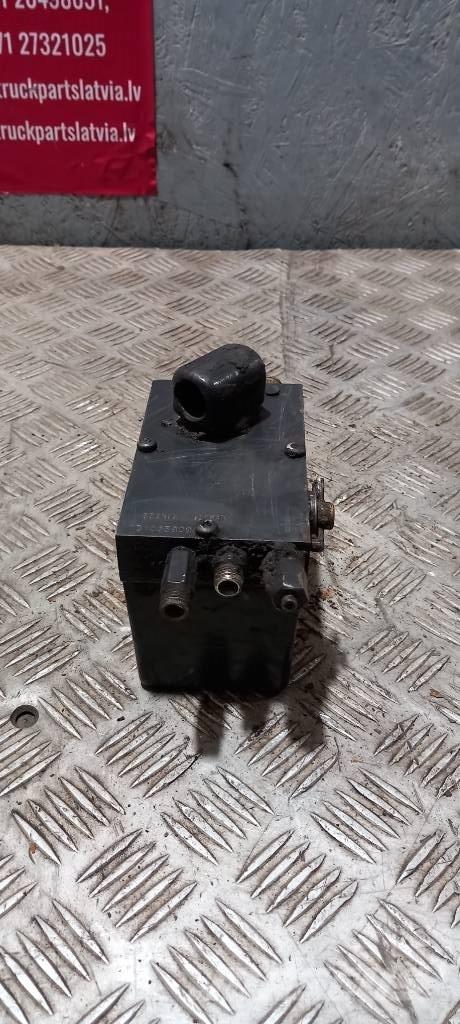 Scania 94 D.    1422640 Hidráulicos