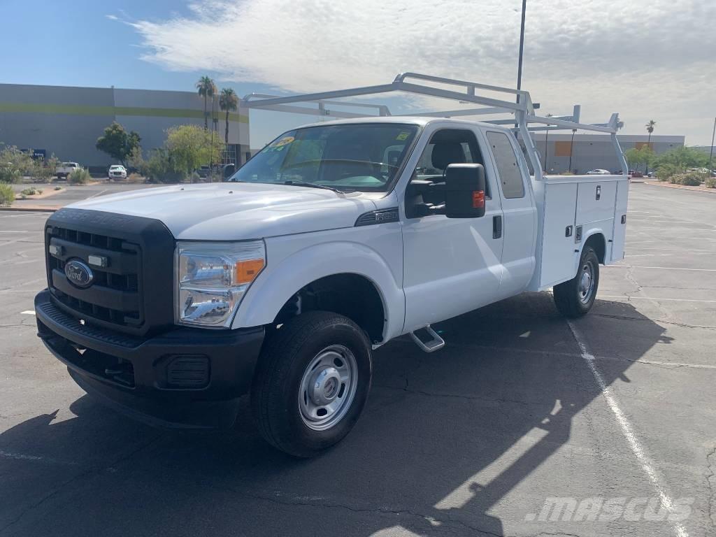Ford F 250 XL SD Maquinarias para servicios públicos