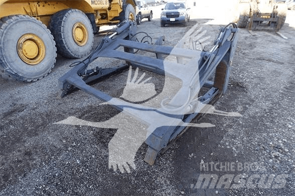 Bobcat 74 Cucharones