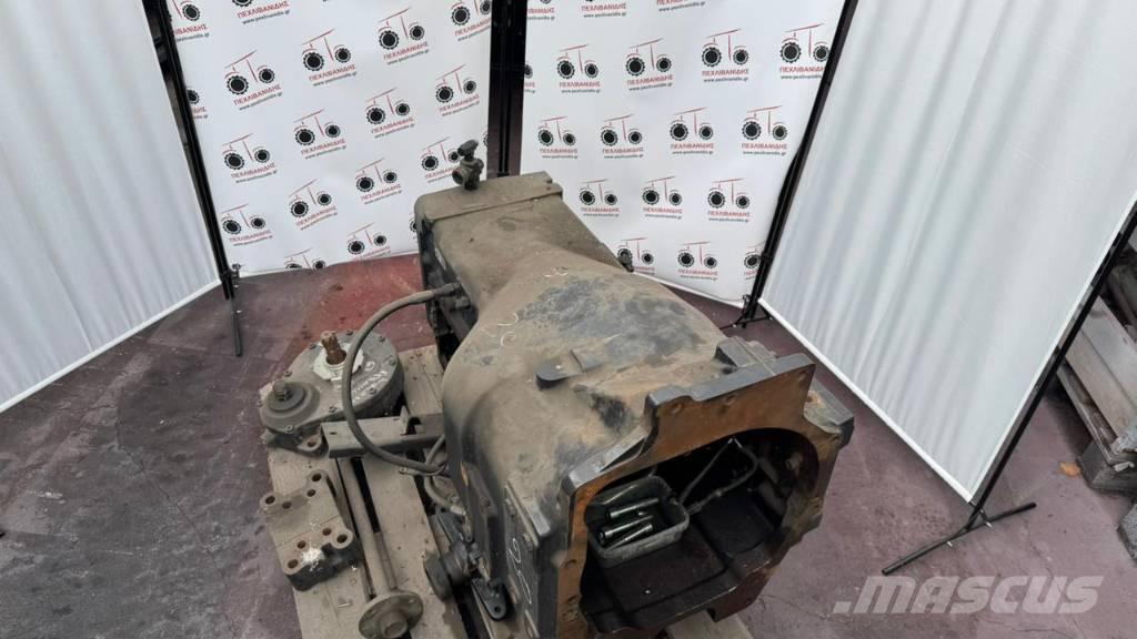 New Holland T 7 Transmisiones