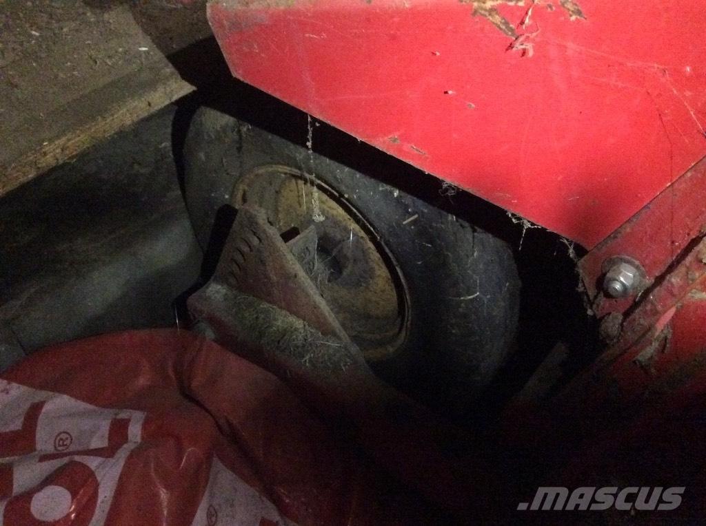 Taarup SKT 210 Otros equipos para cosecha