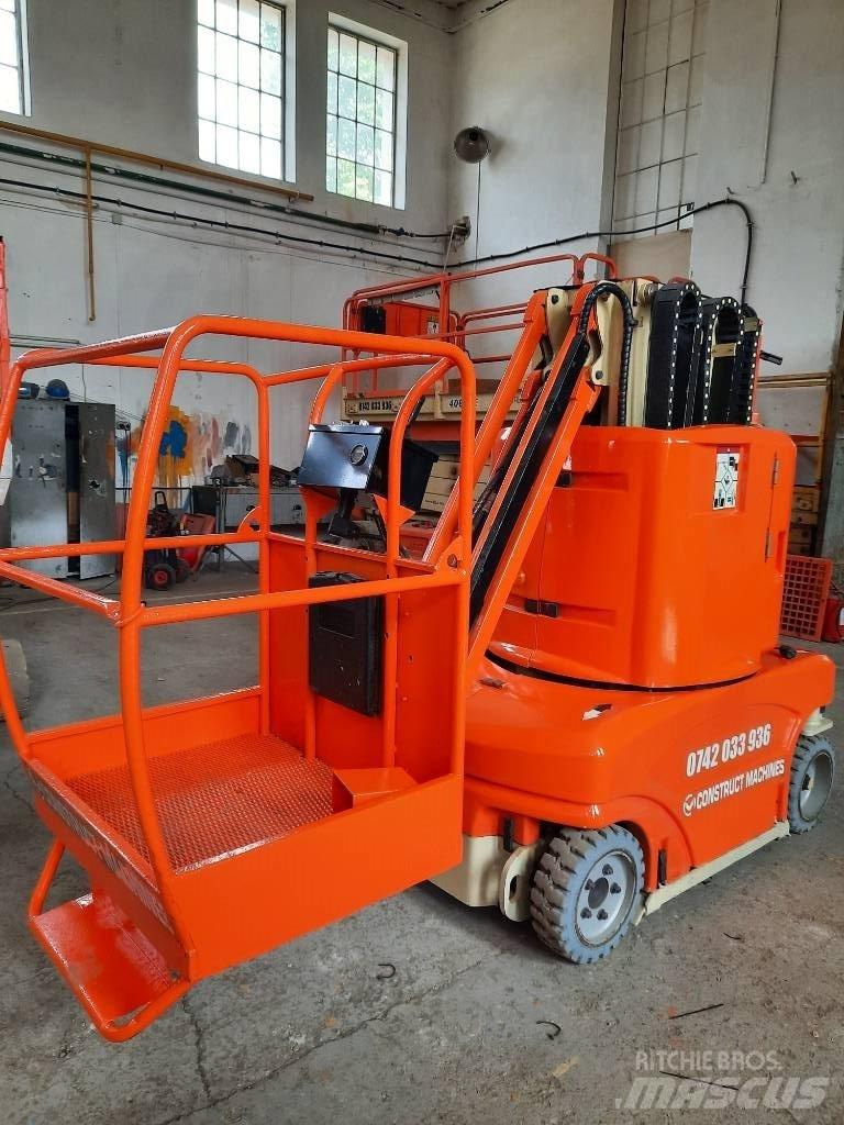 JLG Toucan 1010 Plataformas con brazo de elevación manual