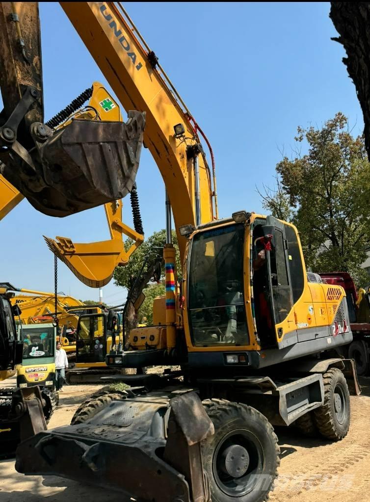Hyundai 210W-9 Excavadoras de ruedas