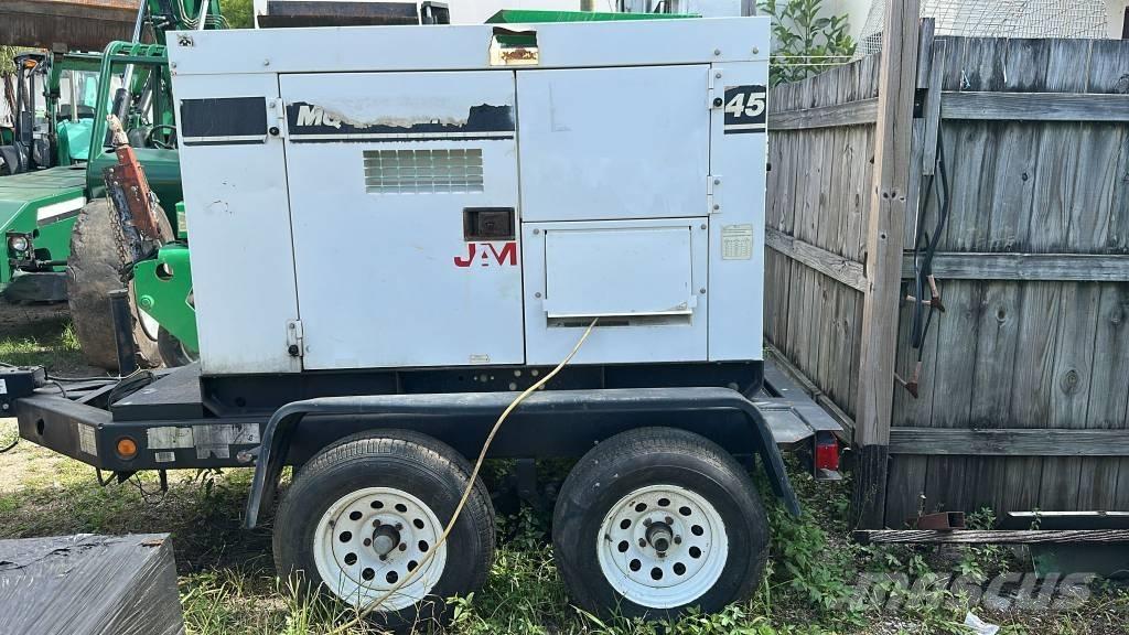 MultiQuip DCA 45 Generadores diésel