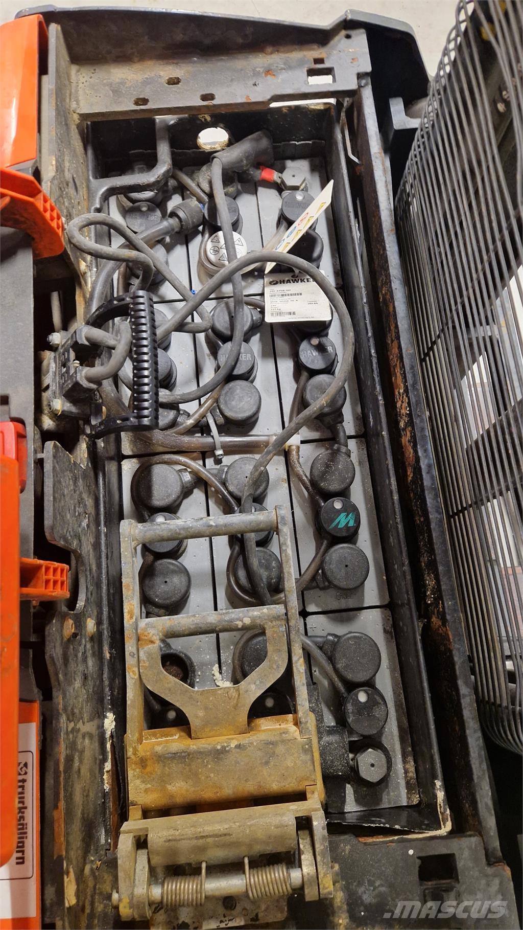 Toyota SWE120L Apiladoras eléctricos