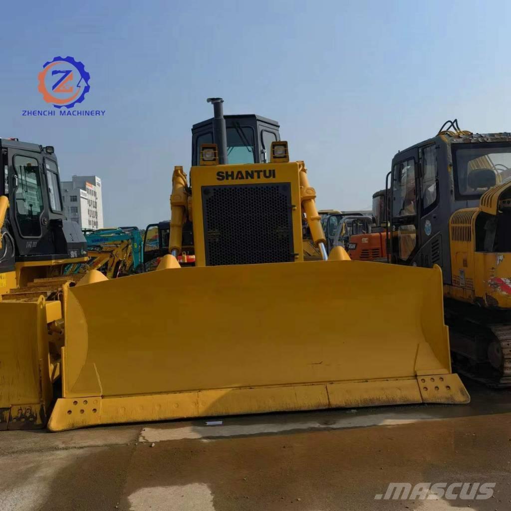 Shantui SD 22 Buldozer sobre oruga