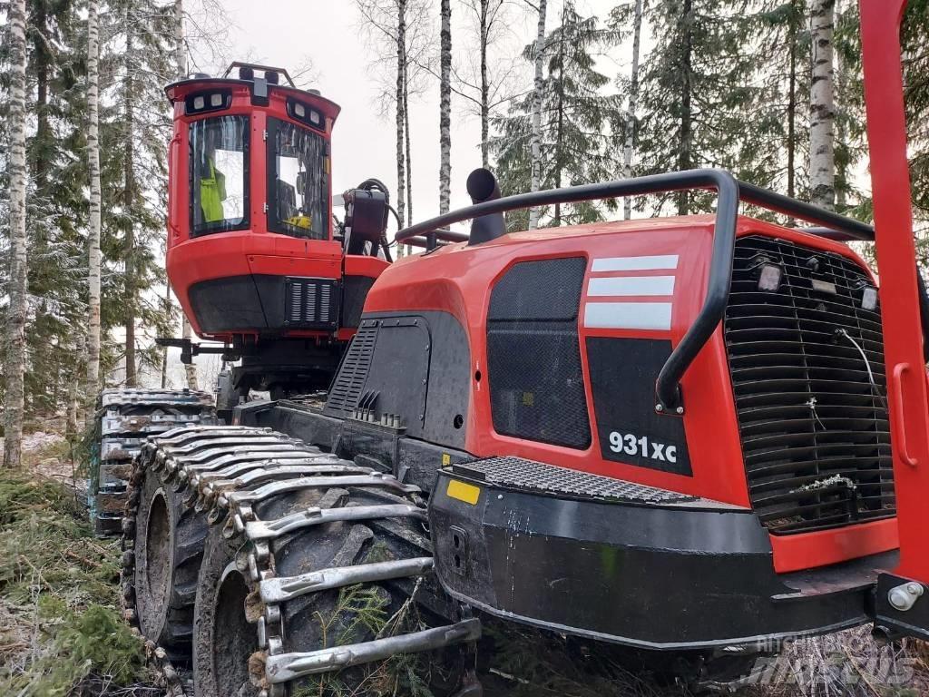 Komatsu 931 XC Cosechadoras