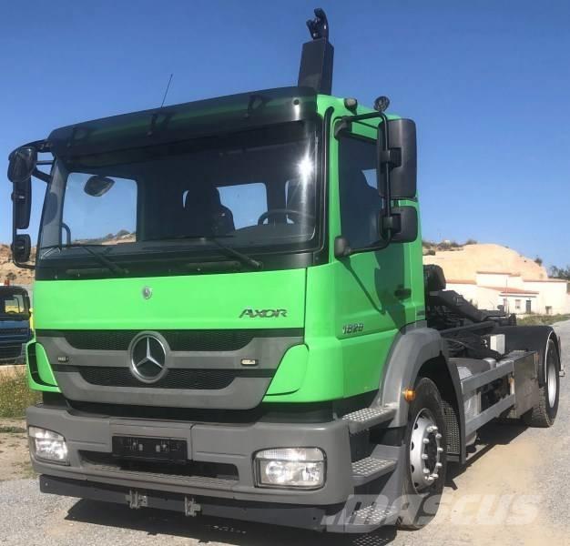 Mercedes-Benz 1829 Camiones desmontables