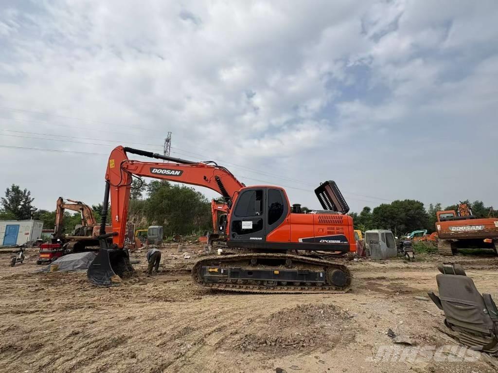 Doosan DX225LC-9C Excavadoras sobre orugas