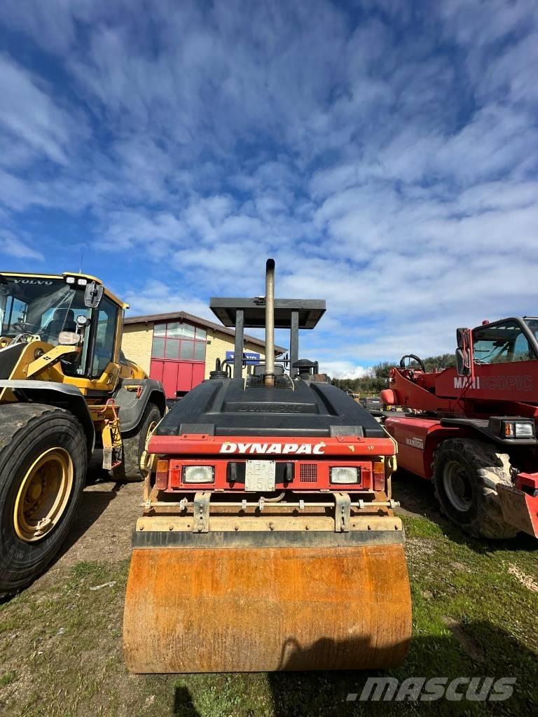 Dynapac CC 222 Rodillos de doble tambor
