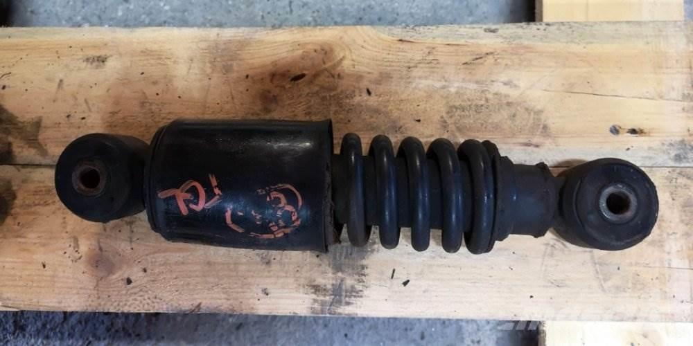 MAN TGL TLUMIČ KABINY Cabinas